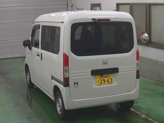 Honda N-VAN — фото 2