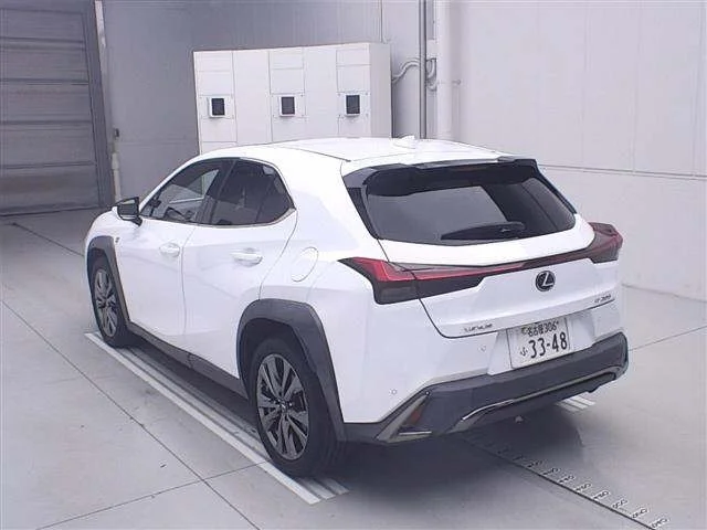 Lexus UX — фото 2
