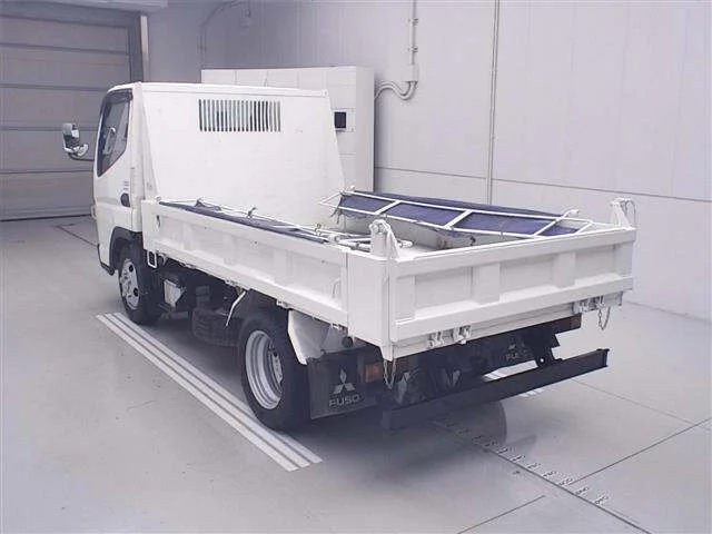 Mitsubishi CANTER — фото 2