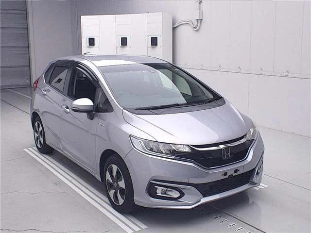 Honda FIT — фото 1