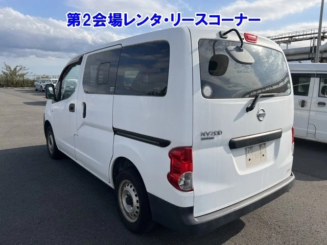 Nissan NV200 — фото 2