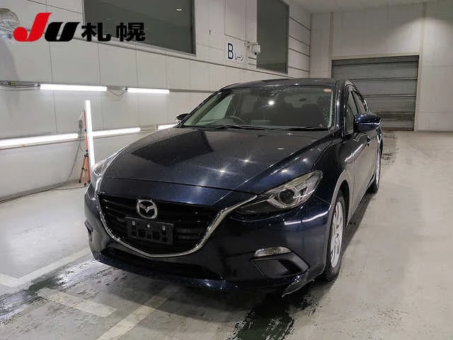 Mazda AXELA — фото 1