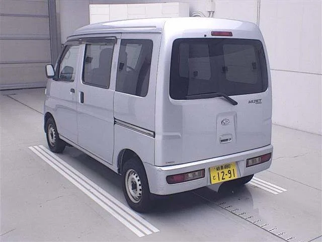 Daihatsu HIJET VAN — фото 2