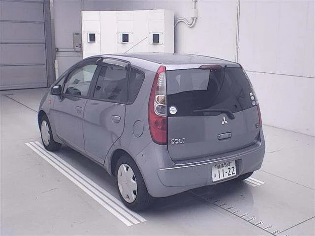 Mitsubishi COLT — фото 2