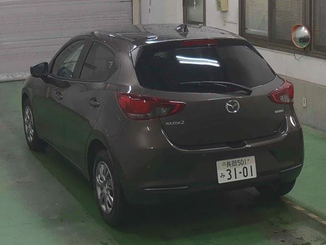 Mazda DEMIO — фото 2