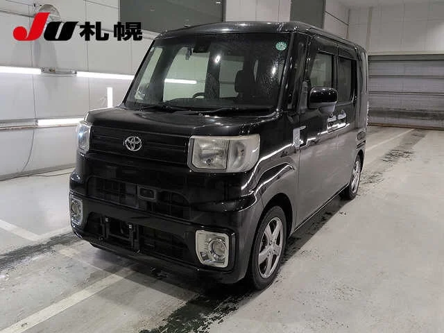 Toyota PIXIS MEGA