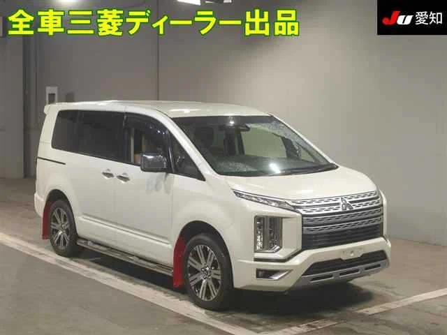 Mitsubishi DELICA D5