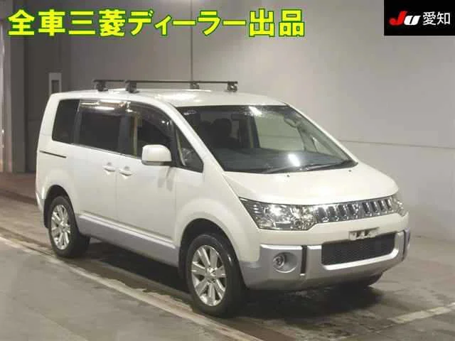 Mitsubishi DELICA D5