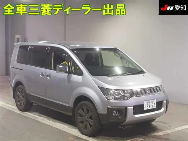 Mitsubishi DELICA D5