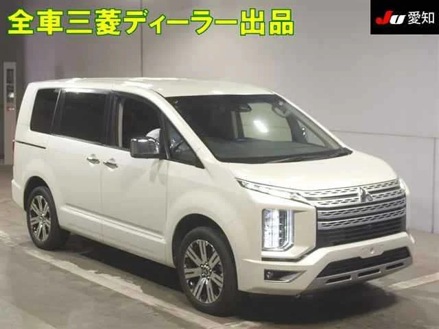 Mitsubishi DELICA D5