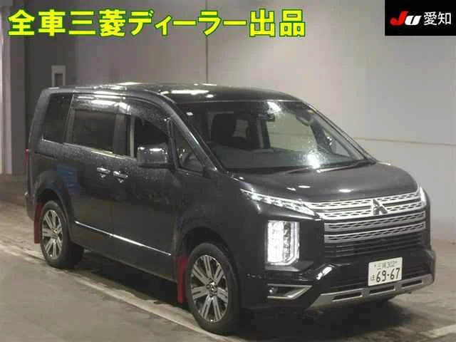 Mitsubishi DELICA D5