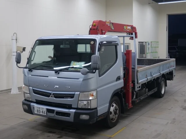 Mitsubishi CANTER — фото 1