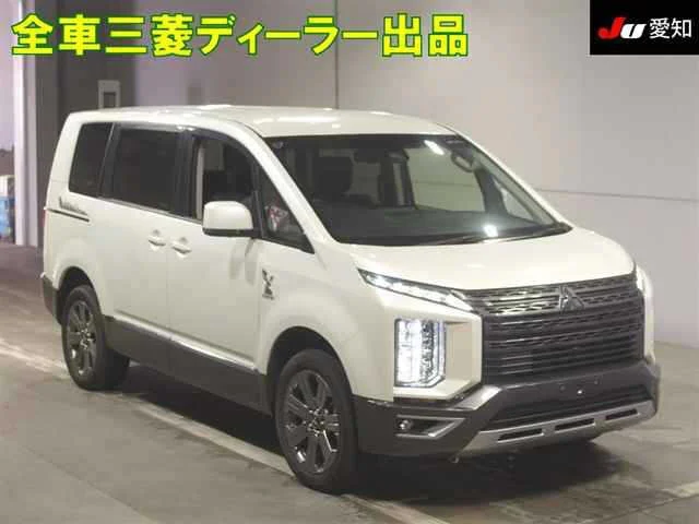 Mitsubishi DELICA D5