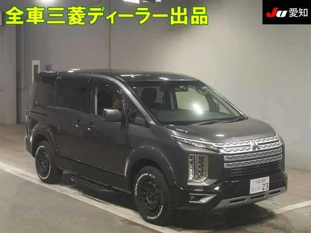 Mitsubishi DELICA D5