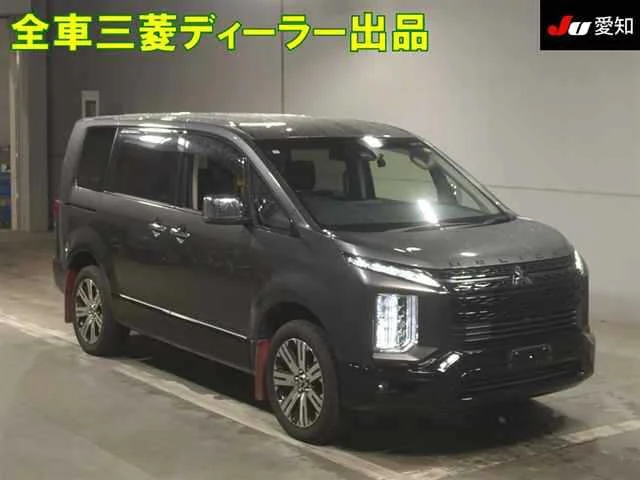 Mitsubishi DELICA D5