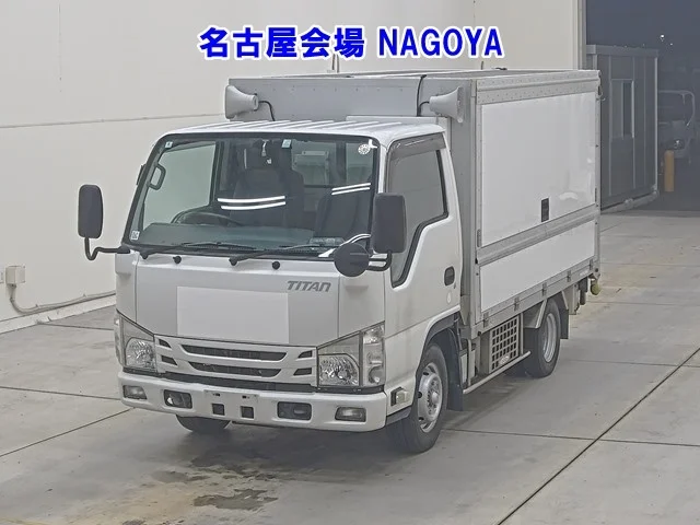 Mazda TITAN