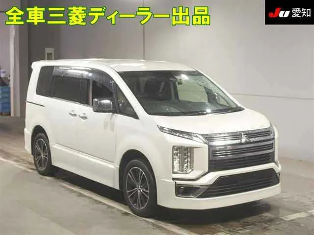 Mitsubishi DELICA D5