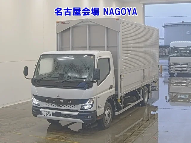 Mitsubishi CANTER — фото 1