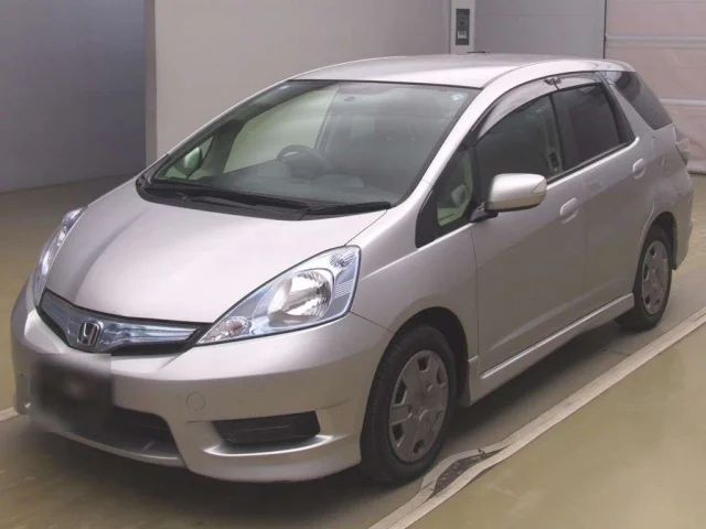 Honda FIT SHUTTLE — фото 1