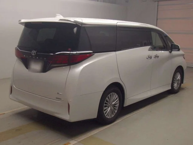 Toyota ALPHARD — фото 2