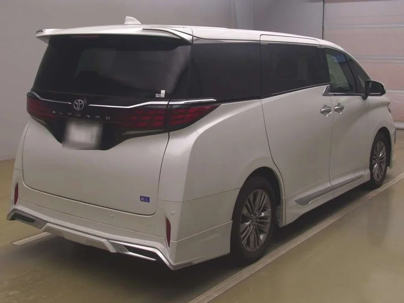 Toyota ALPHARD — фото 2