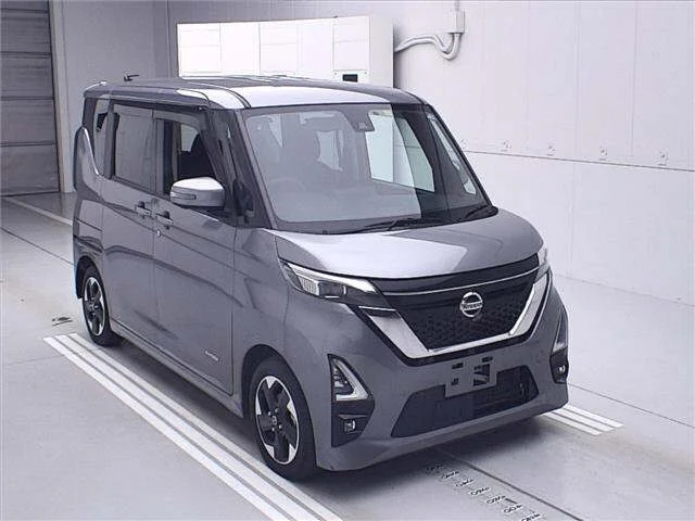 Nissan ROOX — фото 1