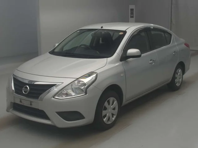 Nissan LATIO
