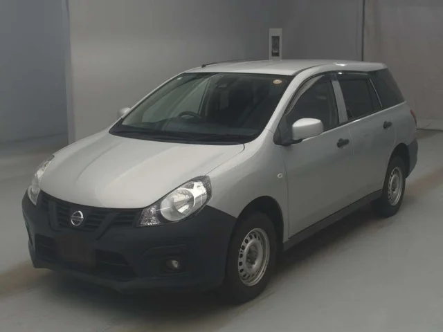 Nissan AD