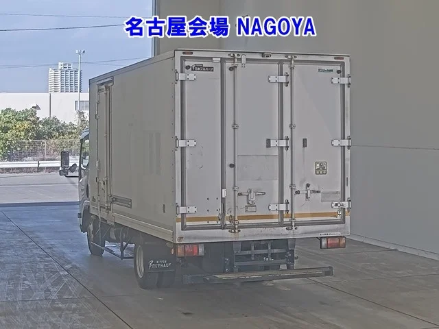 Isuzu ELF — фото 2