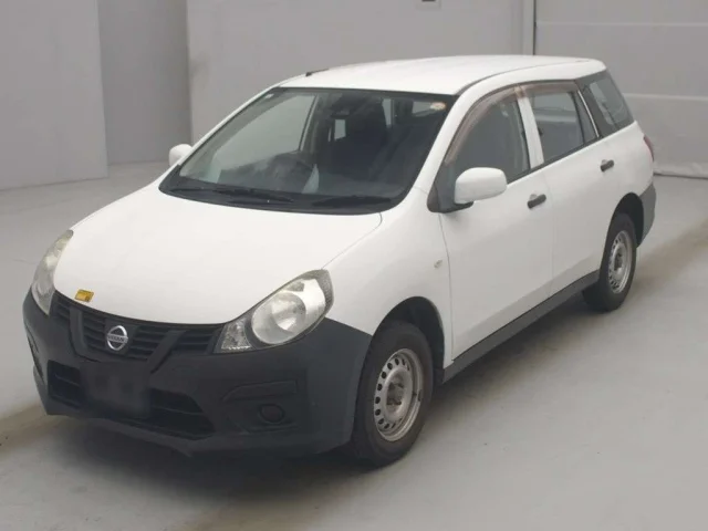 Nissan AD