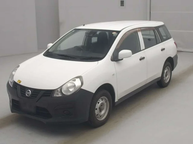 Nissan AD