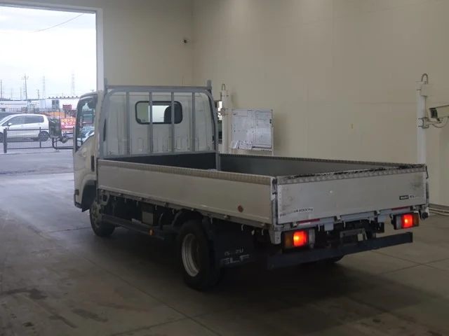 Isuzu ELF — фото 2