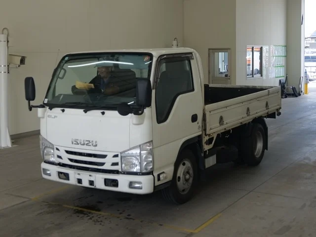 Isuzu ELF — фото 1