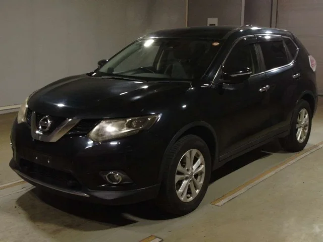 Nissan X-TRAIL — фото 1