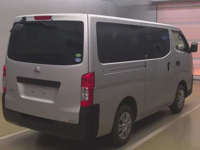 Nissan CARAVAN VAN — фото 2