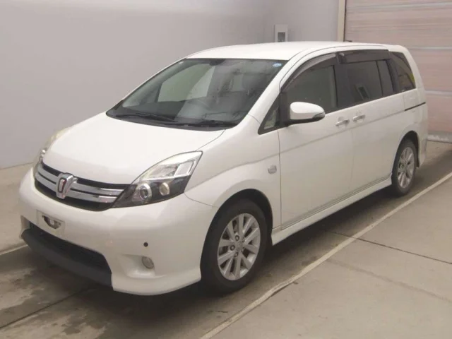 Toyota ISIS