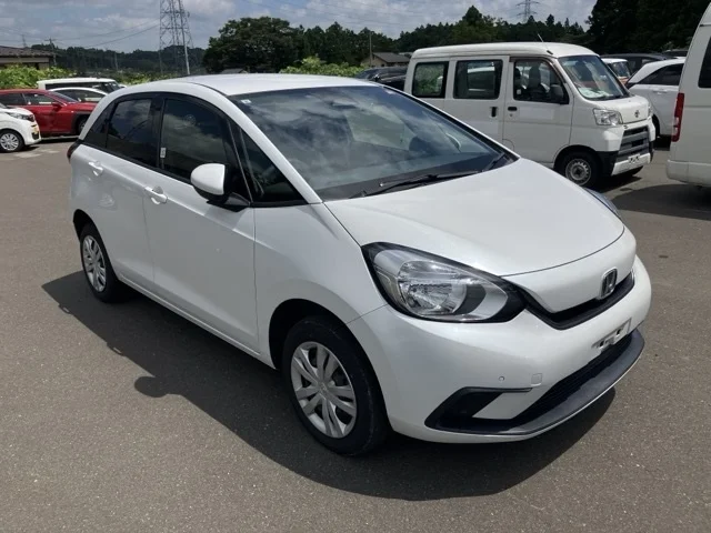 Honda FIT — фото 1
