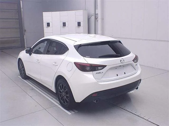 Mazda AXELA — фото 2