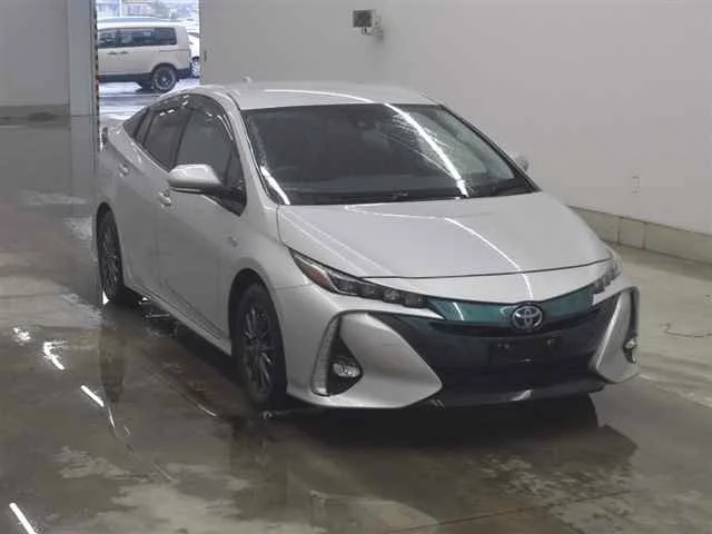 Toyota PRIUS PHV
