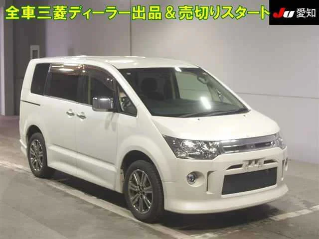Mitsubishi DELICA D5