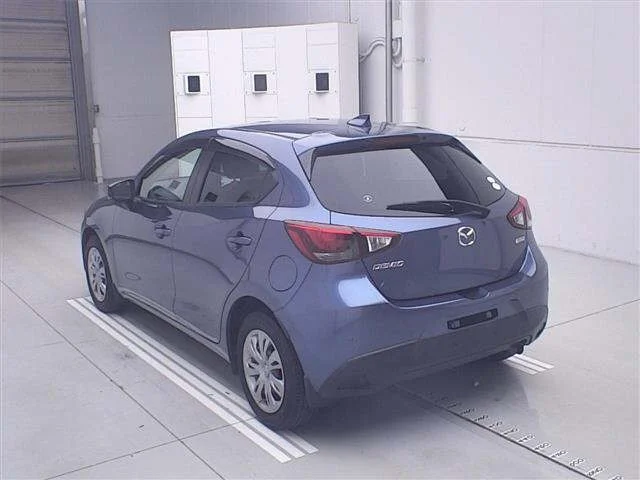 Mazda DEMIO — фото 2