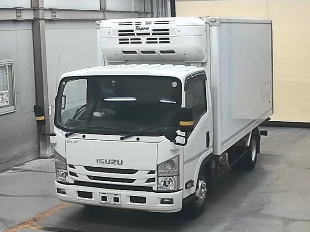 Isuzu ELF — фото 1