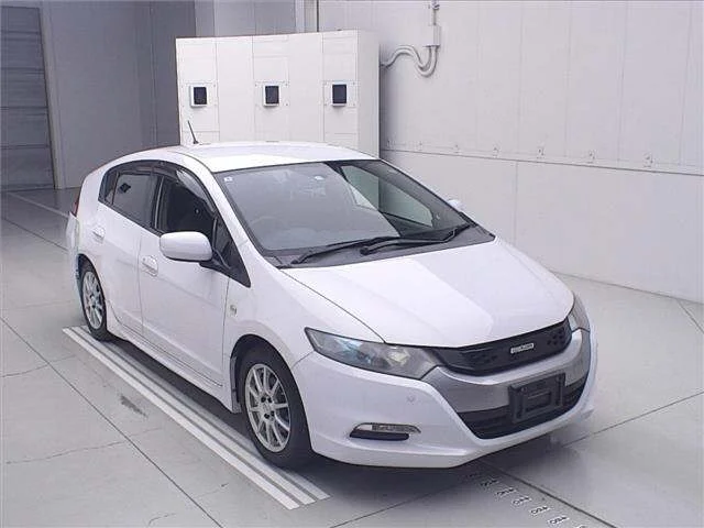 Honda INSIGHT — фото 1