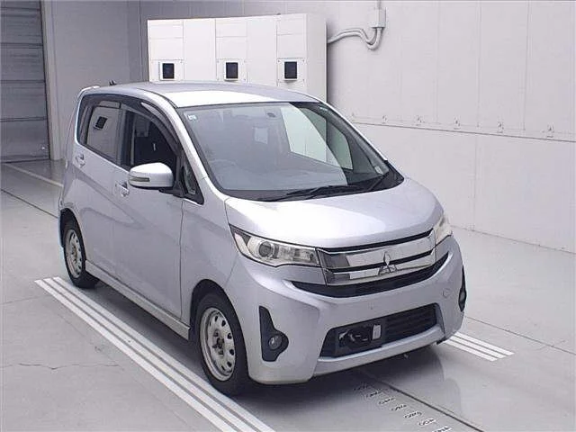 Mitsubishi EK CUSTOM — фото 1