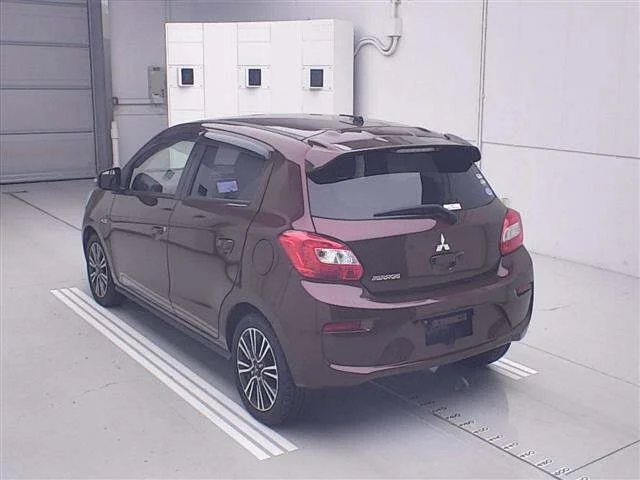 Mitsubishi MIRAGE — фото 2
