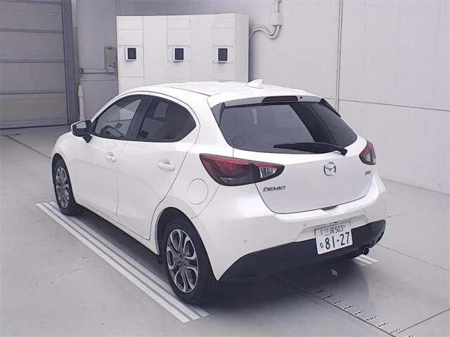 Mazda DEMIO — фото 2