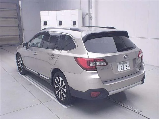Subaru LEGACY OUTBACK — фото 2