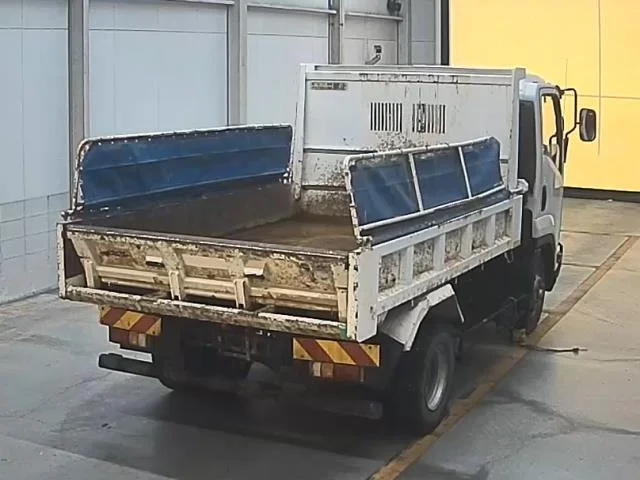 Isuzu FORWARD — фото 2