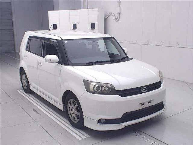 Toyota COROLLA RUMION
