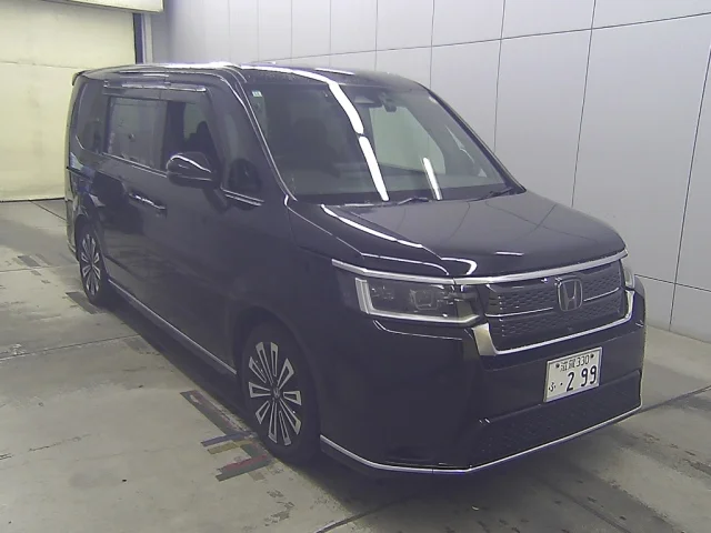 Honda STEP WAGON — фото 1